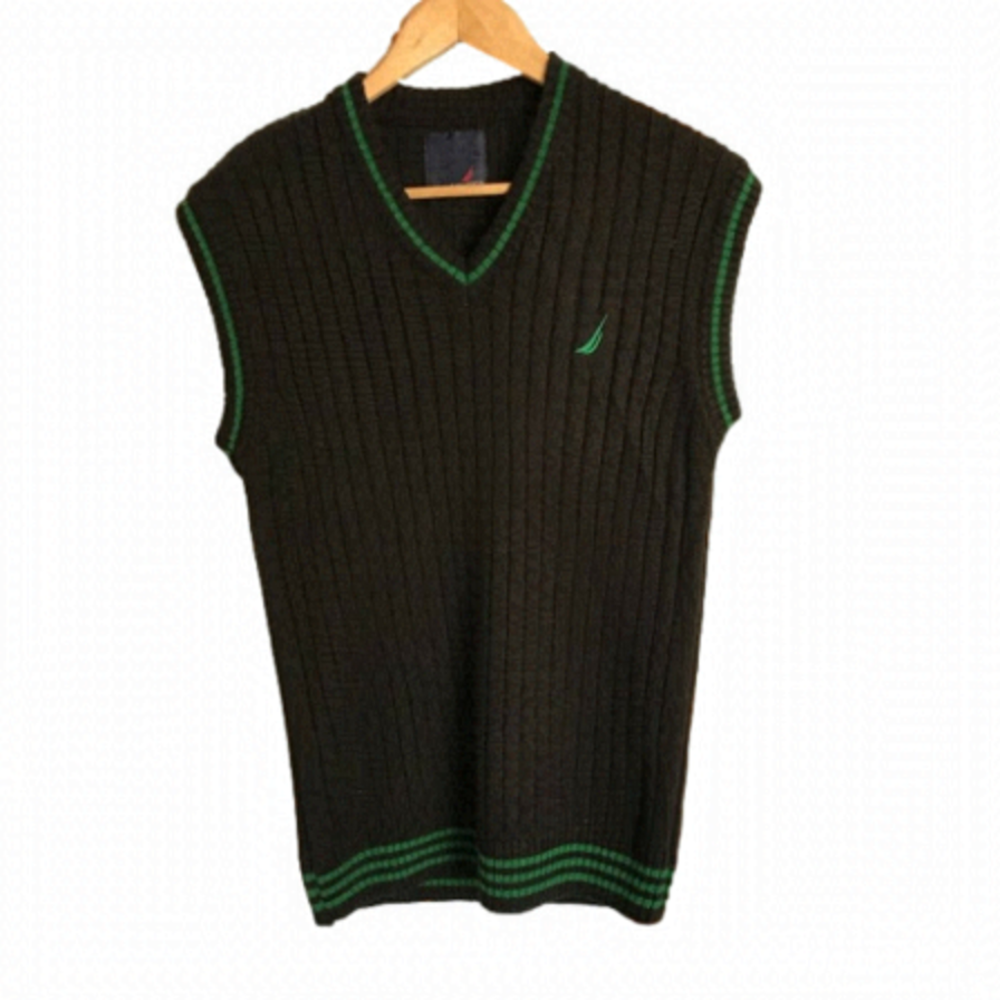 𝅺nautica knitted sweater vest. Chocolate brown and green. Size XL. Unisex